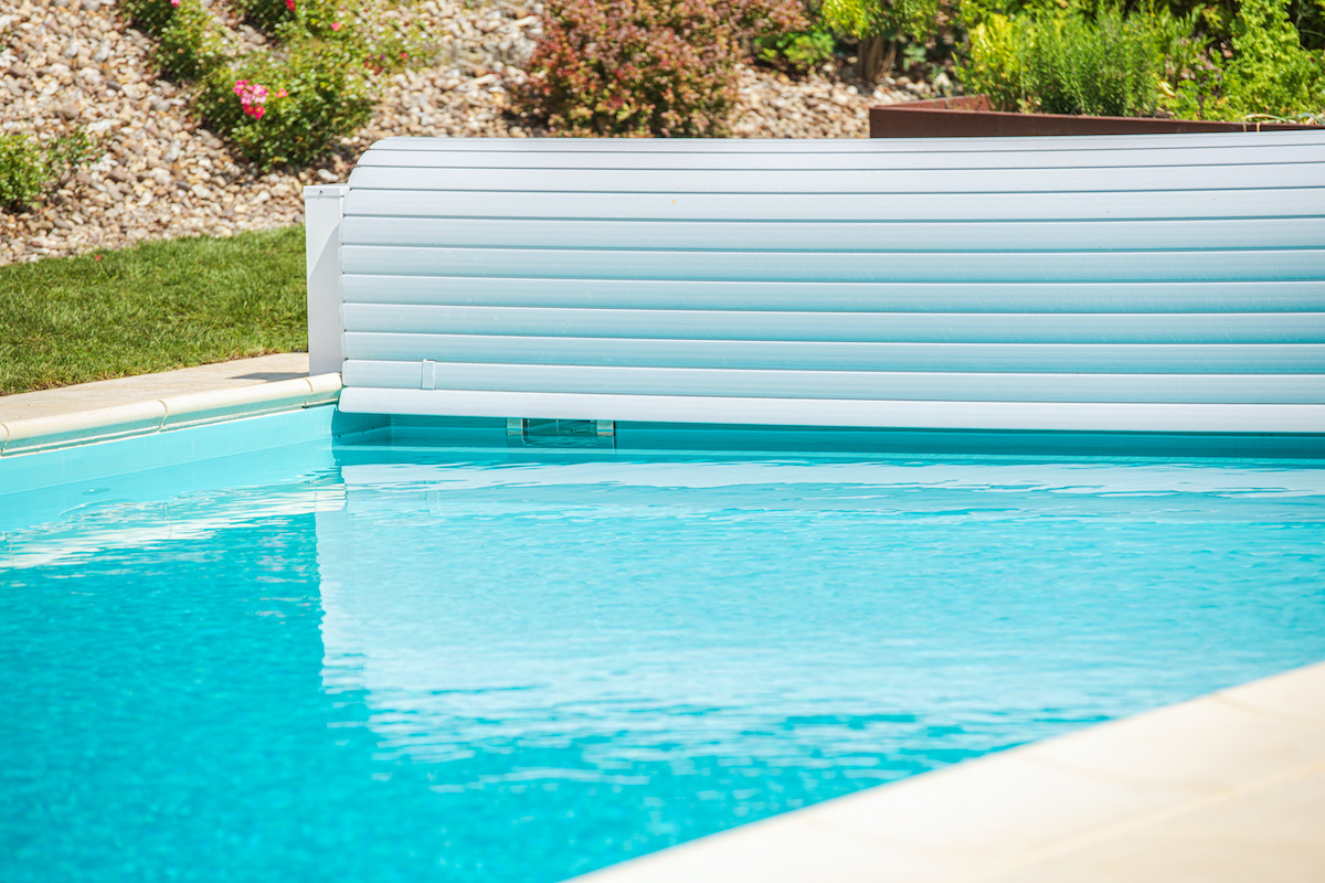 Mantener la piscina en invierno